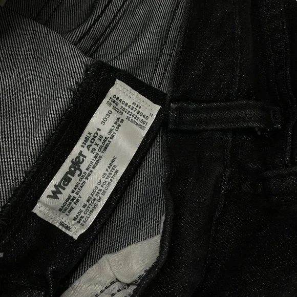 Wrangler Black Straight Leg Jeans - Picture 5 of 5